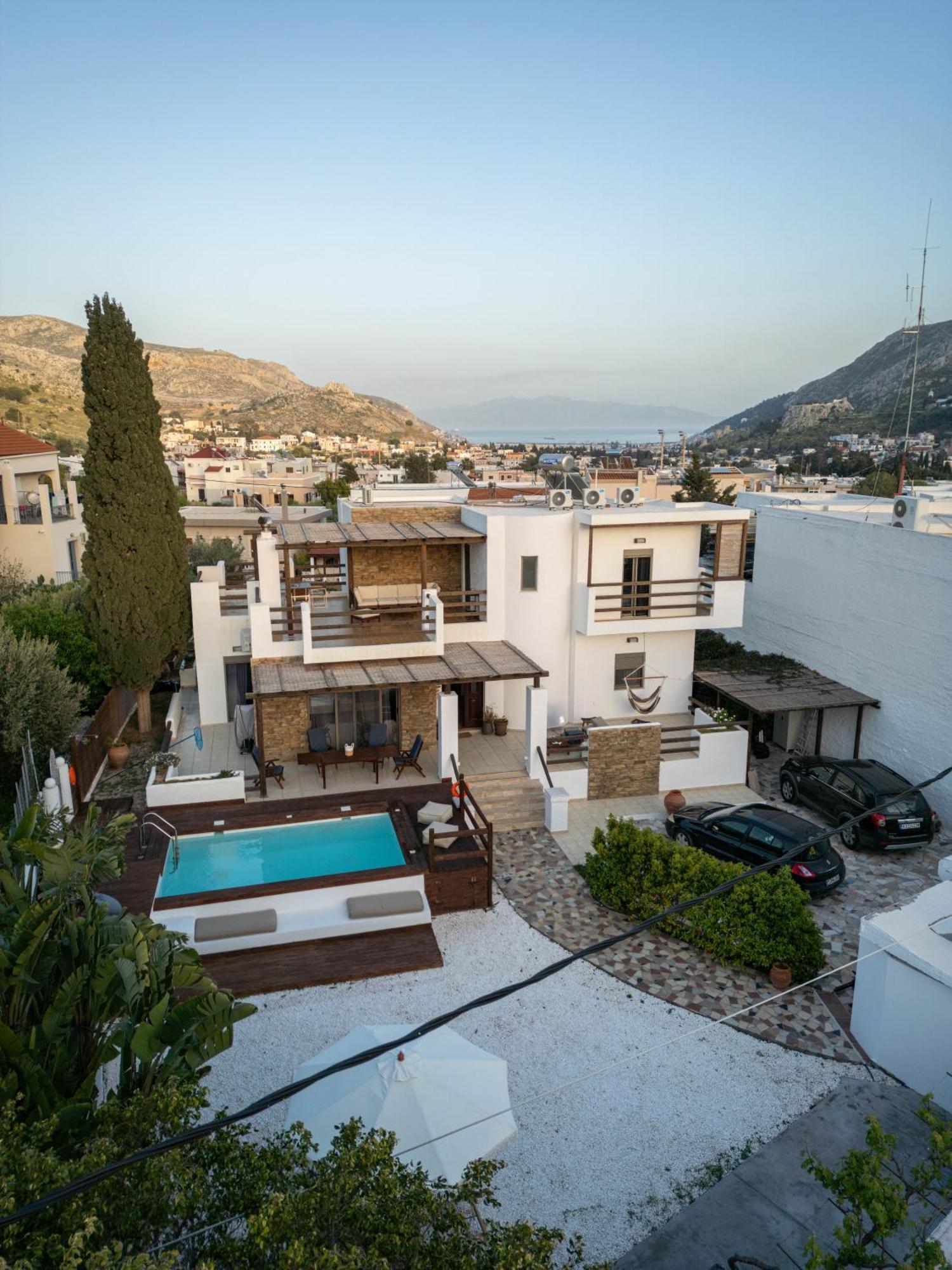 Apollonas & Sibylla Villa Chorio  Eksteriør bilde
